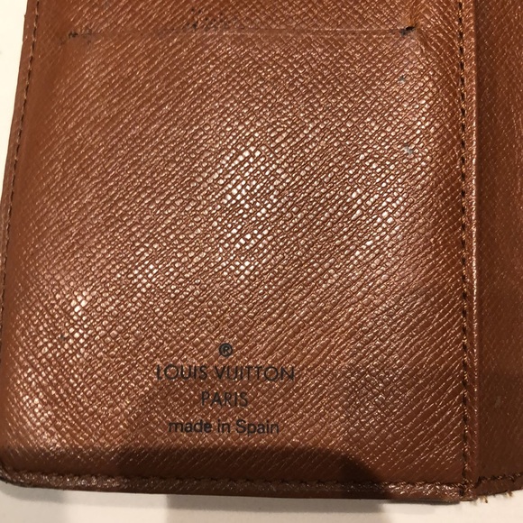 AUTHENTIC ✔️ Louis Vuitton Wallet - Purchased from Tradsey - Picture 3 of 10